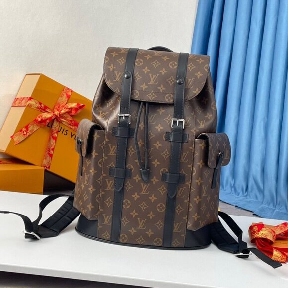 Louis Vuitton Christopher MM Backpack - Picture 1 of 9